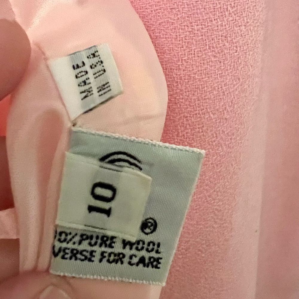 Pink wool dress - Picture 3 of 4